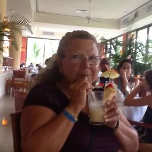 Meet your Posher, Maria